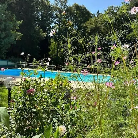 Kaliazo - Riverfront Alpaca Experience * Arnaud-Guilhem