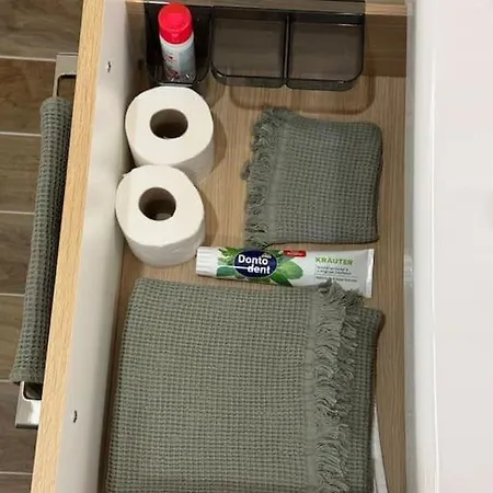 Kaliazo - Riverfront Alpaca Experience Hébergement de vacances Arnaud-Guilhem