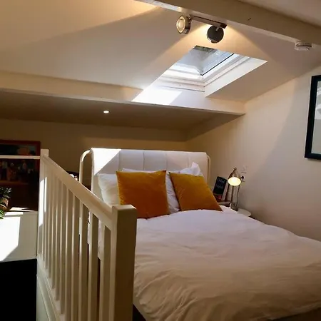 Kaliazo - Riverfront Alpaca Experience Hébergement de vacances Arnaud-Guilhem