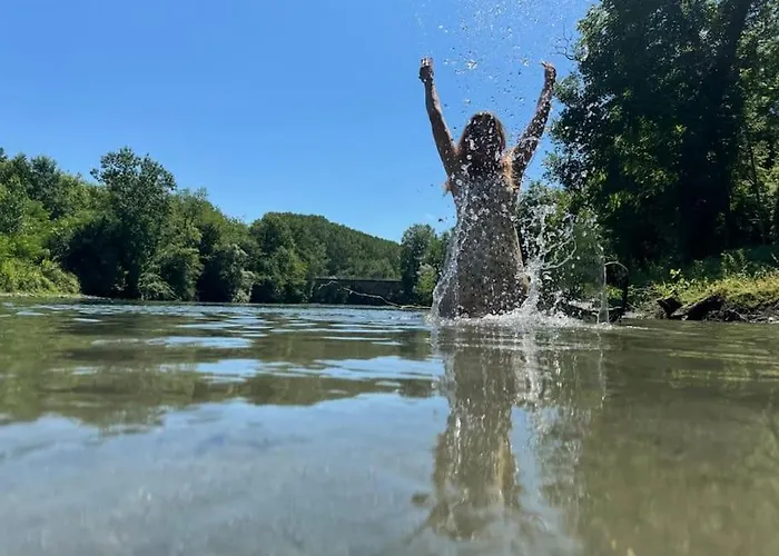 Kaliazo - Riverfront Alpaca Experience * Arnaud-Guilhem