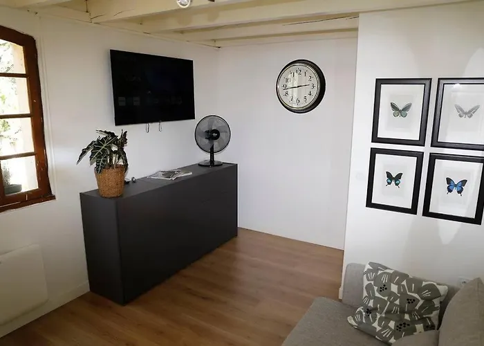 Kaliazo - Riverfront Alpaca Experience *