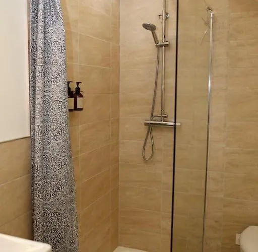 Kaliazo - Riverfront Alpaca Experience Vakantiehuis *