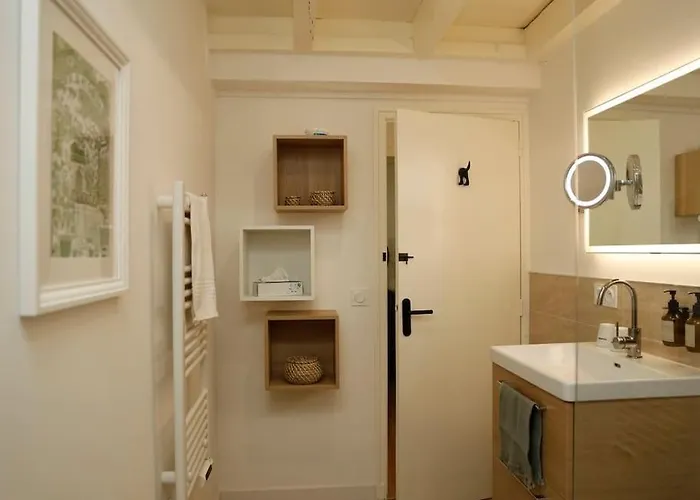 Kaliazo - Riverfront Alpaca Experience